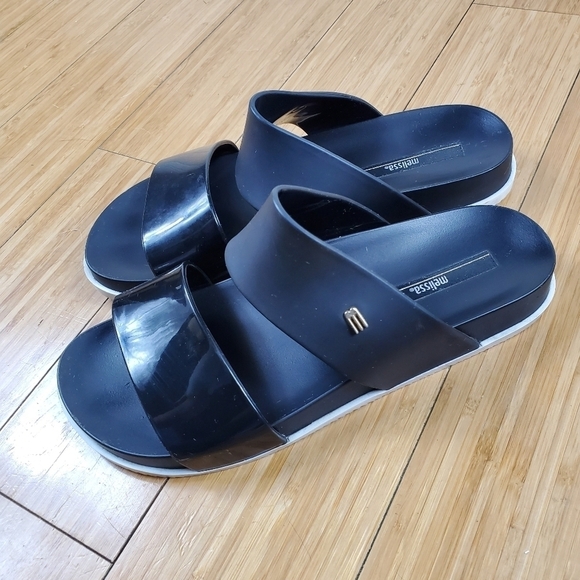 Melissa Black Slide Sandals Size 6 Spring Summer Beach Vacation - Picture 1 of 8